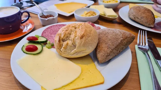 BookNoFees: Restaurant – Cafe Kaffeeklatsch – Meinerzhagen – Cafe Kaffeeklatsch, Foto 3