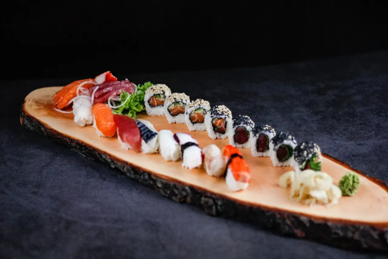 BookNoFees: Restaurant – Hitomi Sushi Bar – Meschede – Hitomi Sushi Bar, Foto 1