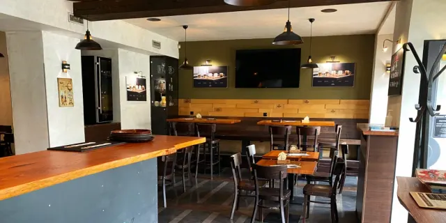 BookNoFees: Restaurant – Bernard Pub – Prague – Bernard Pub, Foto 3