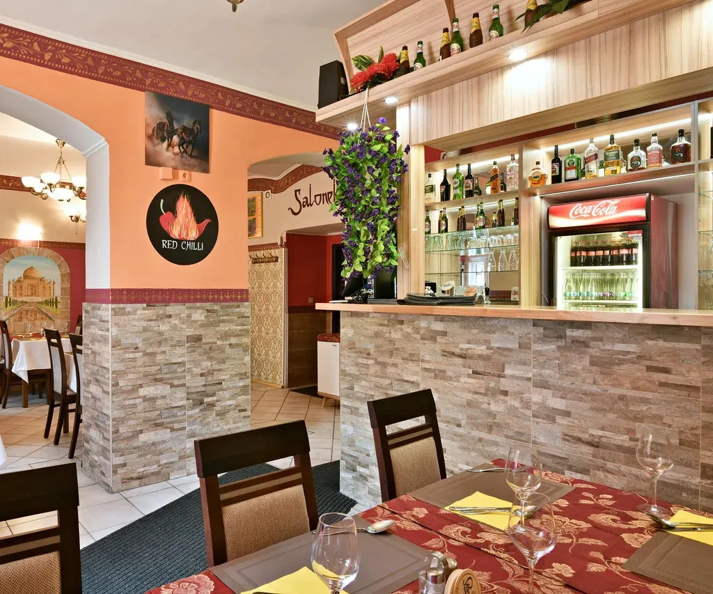 BookNoFees: Restaurant – Red Chilli – Prague – Rote Chilischote, Foto 1