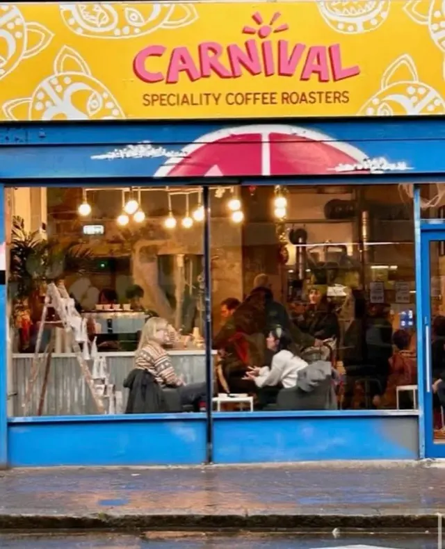 BookNoFees: Carnival Coffee Roasters, London