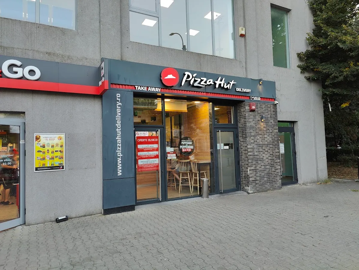 BookNoFees: Restaurant – Pizza Hut Delivery – Bucharest – Pizza Hut Lieferservice, Foto 1