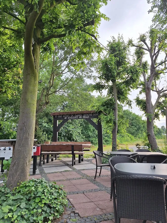 BookNoFees: Restaurant – Uelder Bahnhof – Anröchte – Uelder Bahnhof, Foto 1