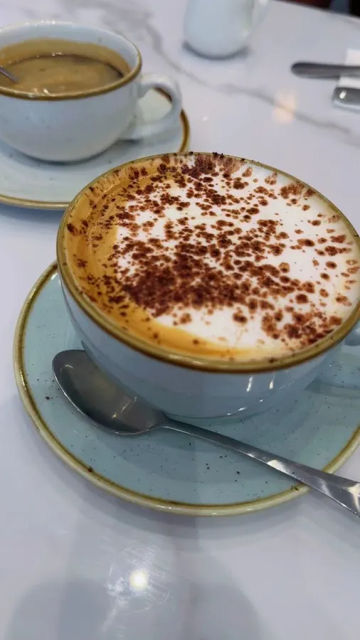BookNoFees: Café – Beeyond – London – Darüber hinaus, Foto 3