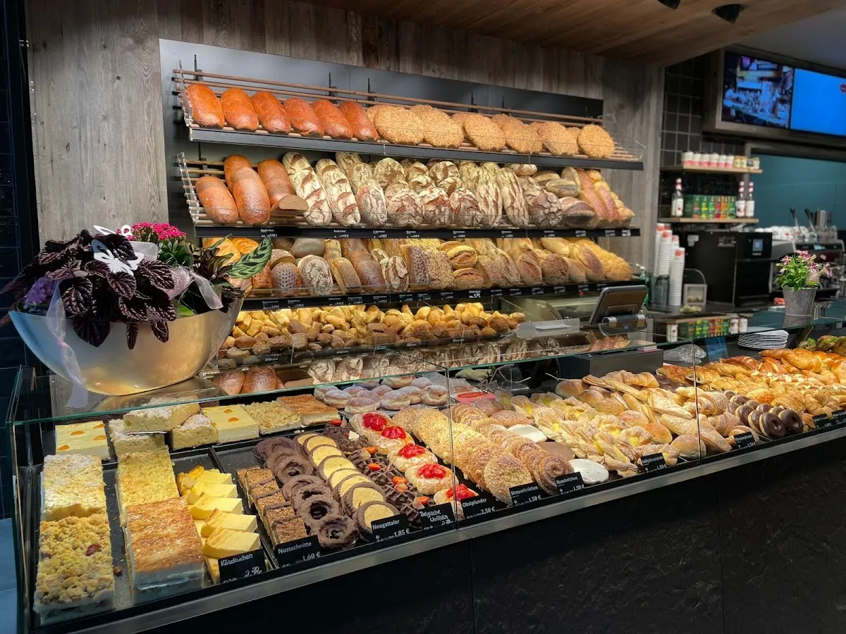 BookNoFees: Restaurant – Bäckerei Birkelbach – Bad Berleburg – Bäckerei Birkelbach, Foto 1