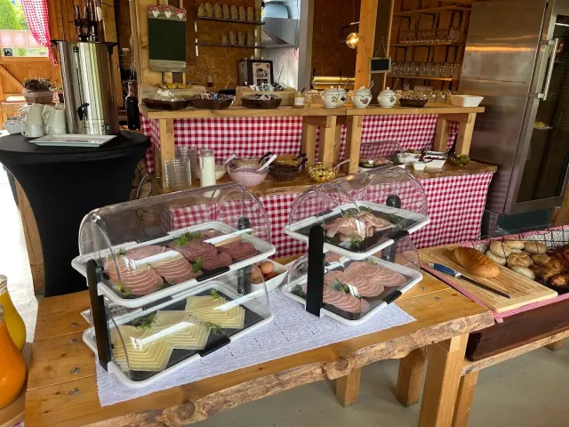 BookNoFees: Restaurant – Jausenstation Wallachei – Bad Berleburg – Jausenstation Wallachei, Foto 3