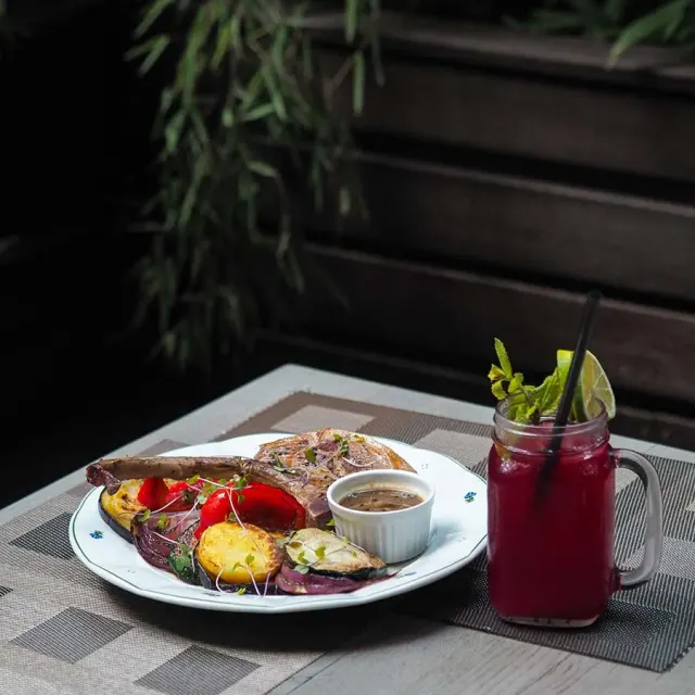 BookNoFees: Restaurant – U Bílého lva – Prague – Beim Weißen Löwen, Foto 3