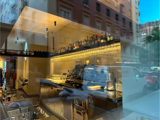 BookNoFees: Restaurant – Smokey Gallery – Madrid – Smokey-Galerie, Foto 2