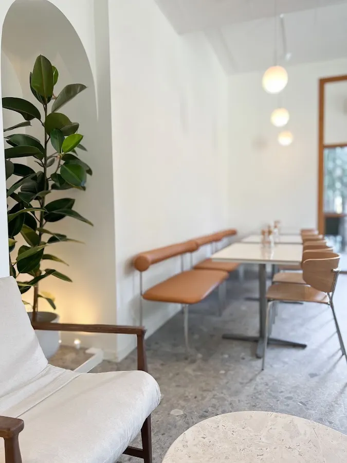 BookNoFees: Café – Ari's Corner – Stockholm – Aris Ecke, Foto 1