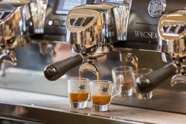 BookNoFees: Café – Coffee Island – Athens – Kaffeeinsel, Foto 2