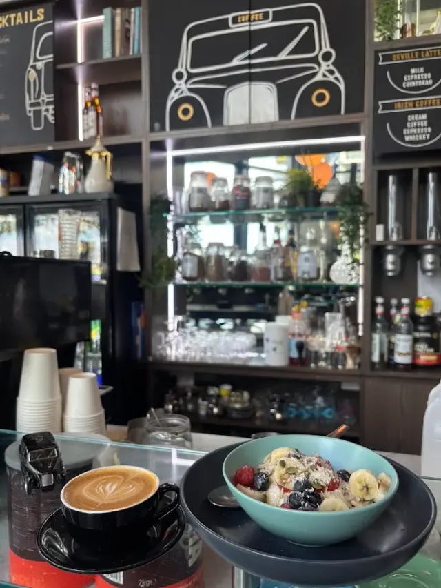 BookNoFees: Café – Black Cab Coffee Co – London – Black Cab Coffee Co, Foto 2