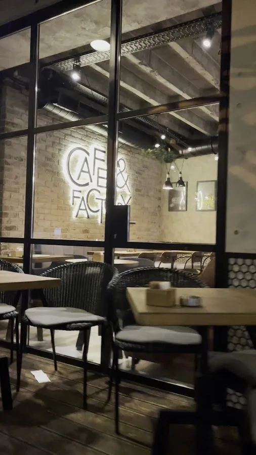 BookNoFees: Café – Cafe&Factory 1 – Belgrade – Cafe&Factory 1, Foto 3