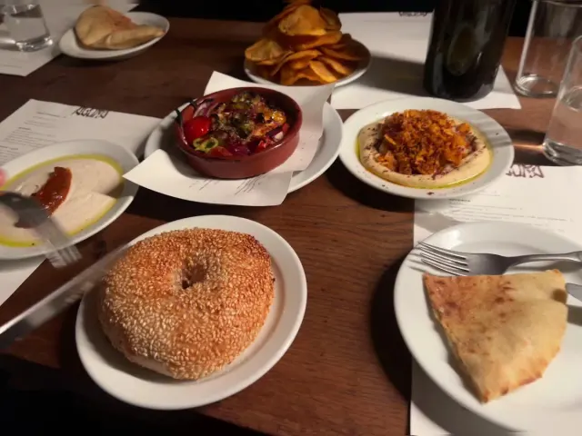 BookNoFees: Restaurant – Agora – London – Jetzt, Foto 3