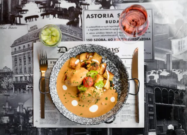 BookNoFees: Restaurant – Café Astoria – Budapest – Café Astoria, Foto 3