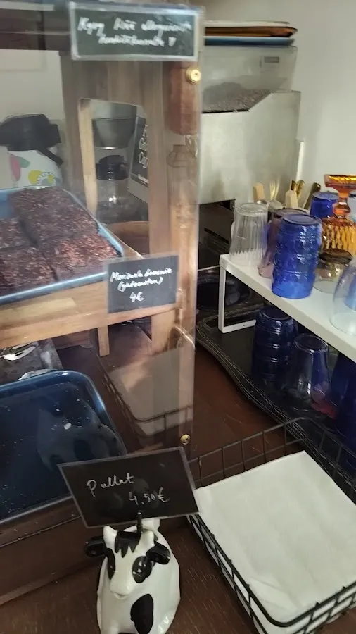BookNoFees: Café – Kahvila Rakastan – Helsinki – Café Rakastan, Foto 3