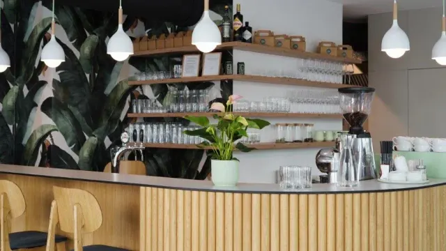 BookNoFees: Café – Elou – Vienna – Elou, Foto 3