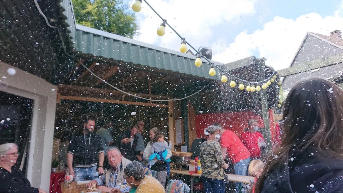 BookNoFees: Café – Cafe "Klunterbunt" – Nachrodt-Wiblingwerde – Cafe "Klunterbunt", Foto 1