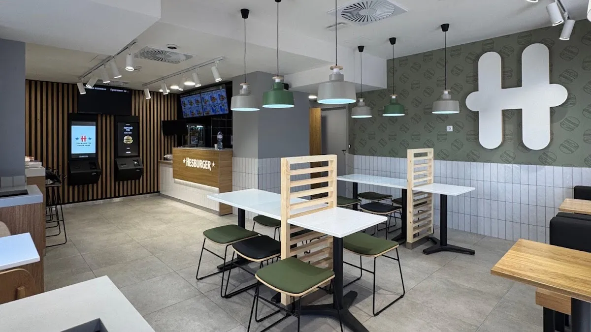 BookNoFees: Restaurant – Hesburger – Sofia – Hesburger, Foto 1