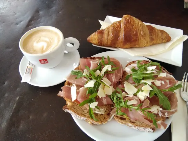 BookNoFees: Restaurant – De Bakkersfiets – Amsterdam – Das Bäckerfahrrad, Foto 3