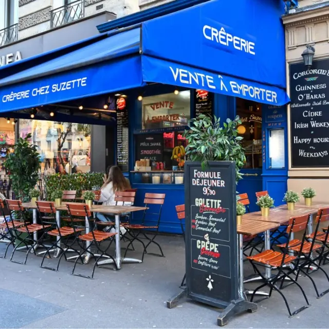 BookNoFees: Chez Suzette, Paris