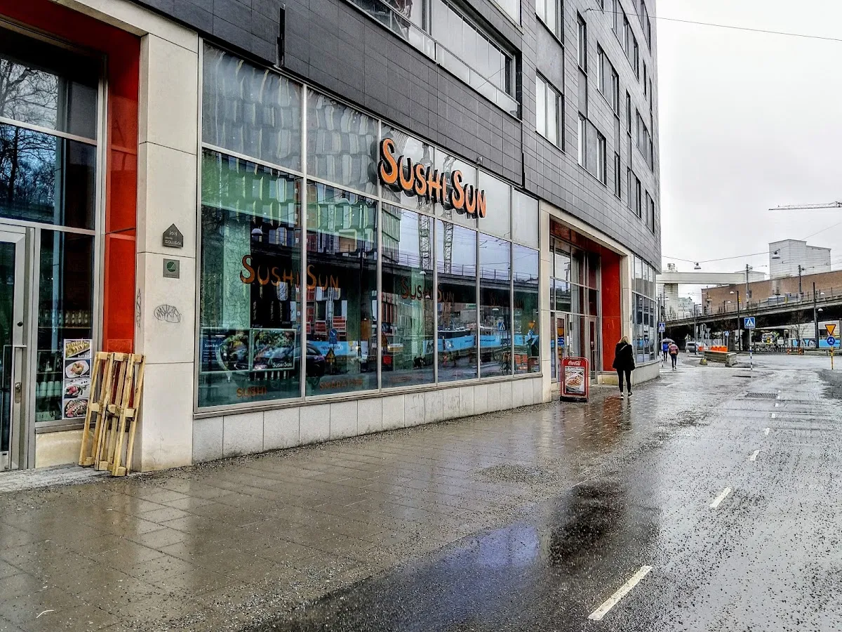 BookNoFees: Imbiss – Sushi Sun – Stockholm – Sun Sushi, Foto 1