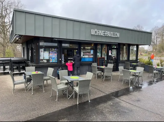 BookNoFees: Möhne-Pavillon, Möhnesee-Günne