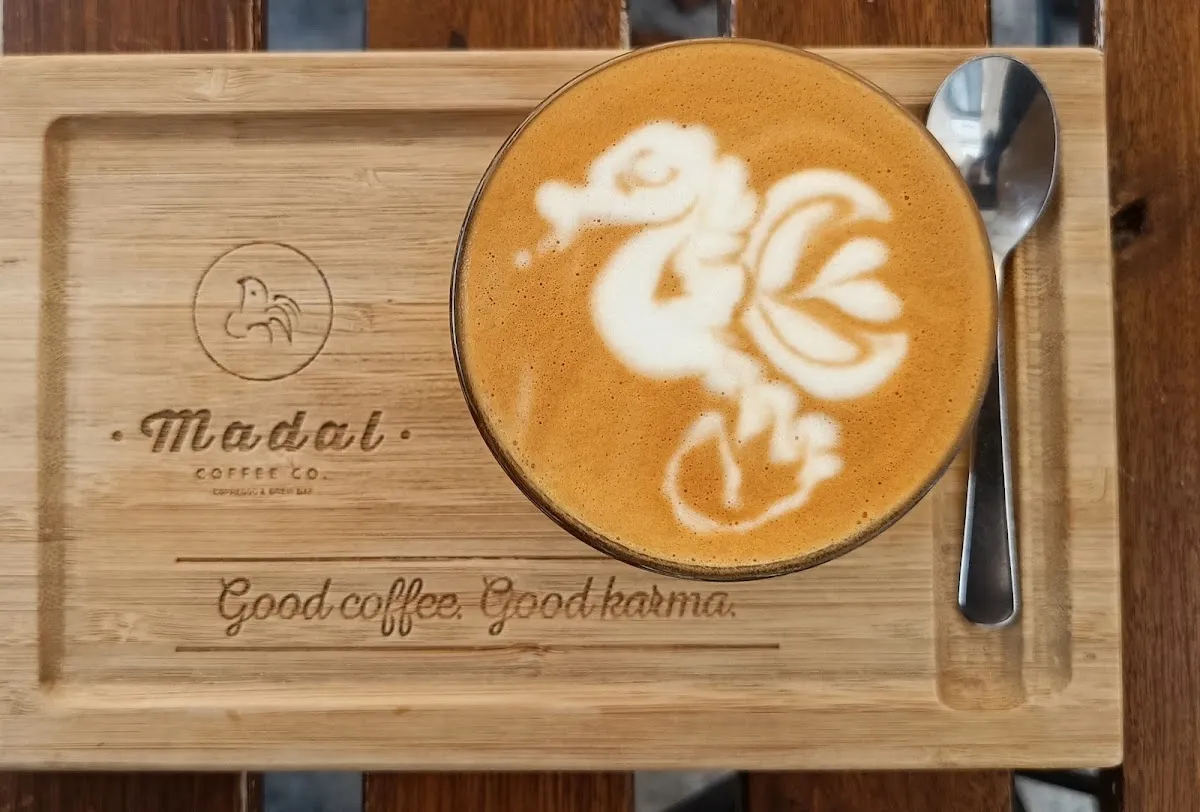 BookNoFees: Restaurant – Madal Cafe – Budapest – Madal Cafe, Foto 1