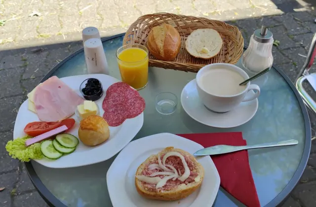 BookNoFees: Bäckerei – Schmidt Backwaren & Café – Fröndenberg – Schmidt Backwaren & Café, Foto 2