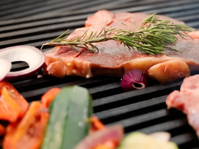 BookNoFees: Imbiss – Grill Mánia – Budapest – Grill-Mania, Foto 3