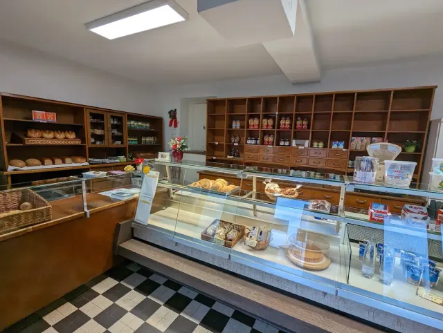 BookNoFees: Restaurant – Buddeus Wilhelm Bäckerei – Anröchte – Buddeus Wilhelm Bäckerei, Foto 2