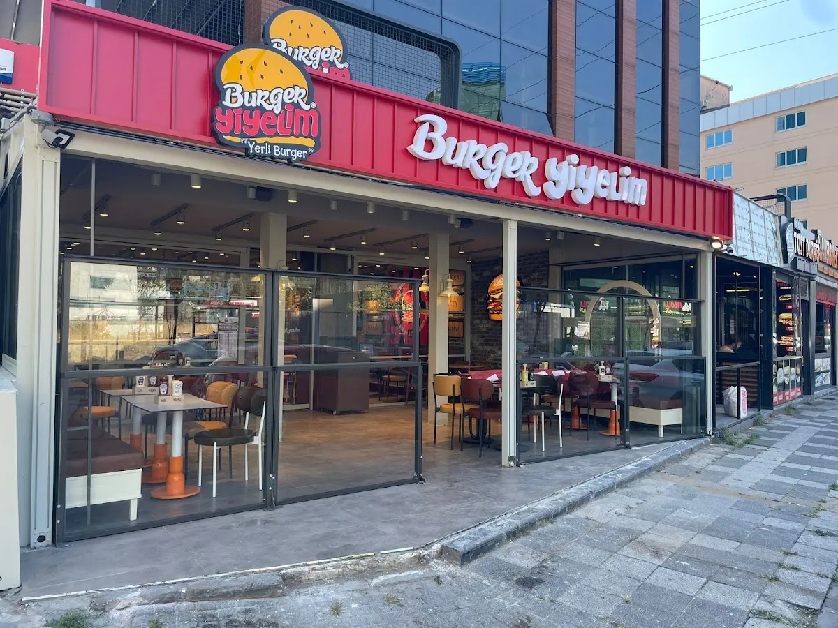 BookNoFees: Restaurant – Burger Yiyelim - Şerifali – Istanbul – Lasst uns einen Burger essen – Şerifali, Foto 1