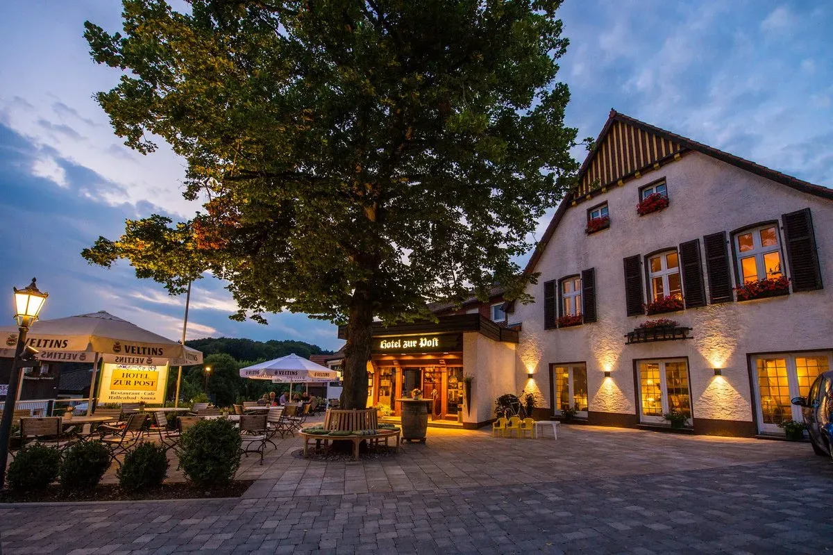 BookNoFees: Restaurant – Restaurant zur Post – Balve-Eisborn – Restaurant zur Post, Foto 1