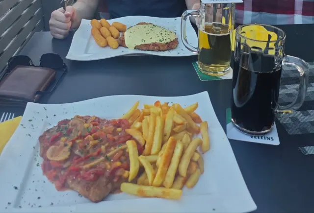 BookNoFees: Restaurant – Dorfschänke Körner – Arnsberg-Bruchhausen – Dorfschänke Körner, Foto 2