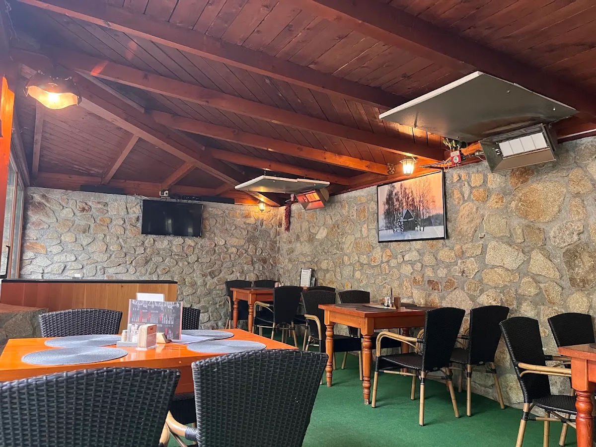 BookNoFees: Restaurant – 4 Stagioni – Bratislava – 4 Jahreszeiten, Foto 1