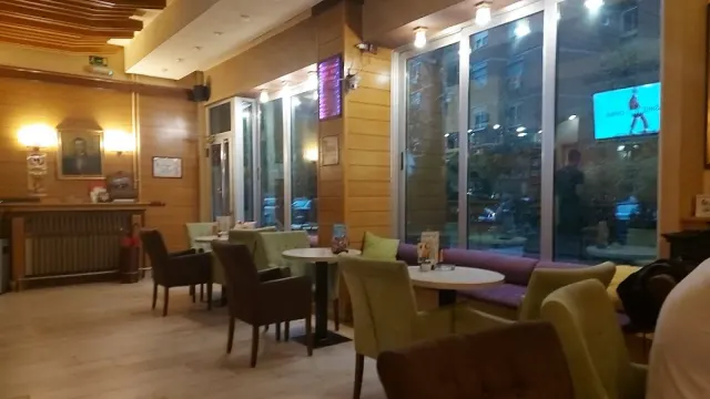 BookNoFees: Café – Caffe Diplomat – Belgrade – Caffe Diplomat, Foto 2