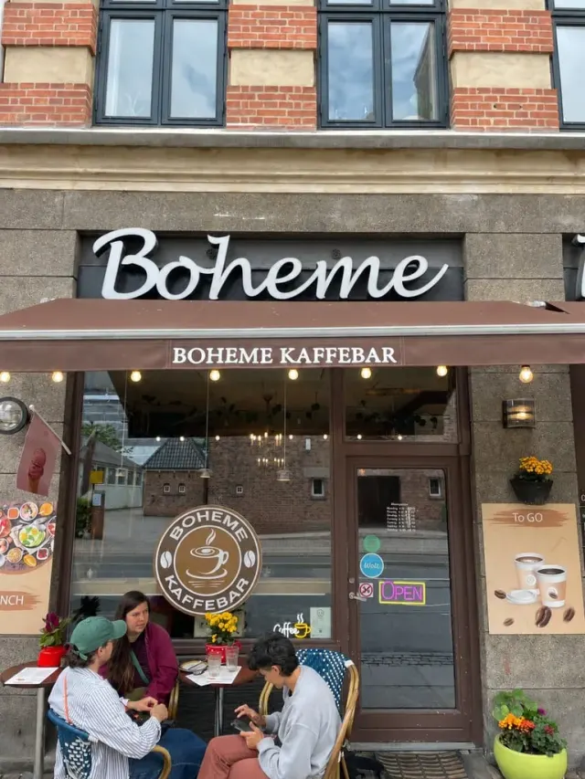 BookNoFees: Café – Boheme – Copenhagen – Theater, Foto 2