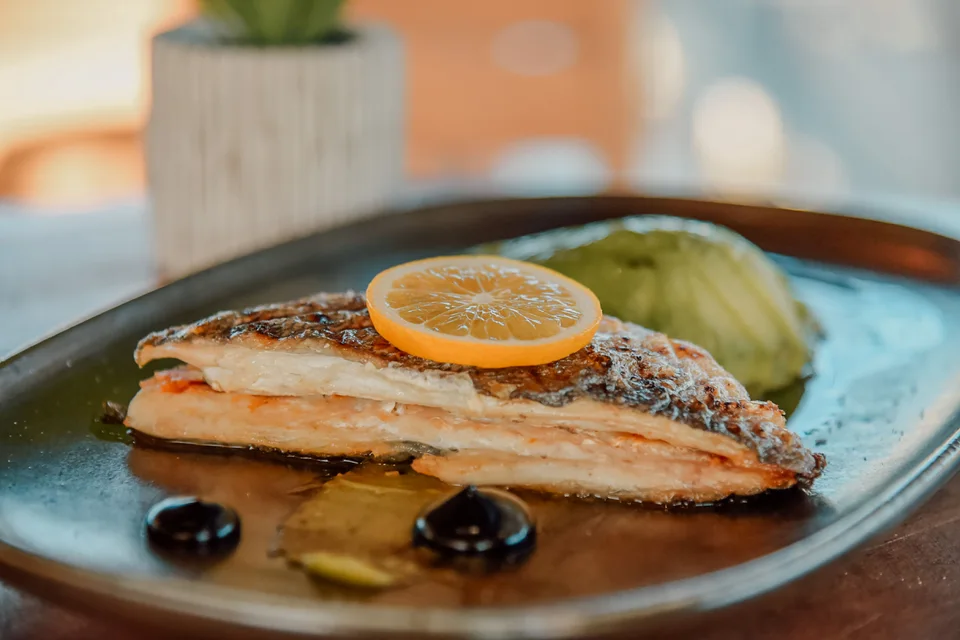 BookNoFees: Beispielfoto: Gegrillter Fisch