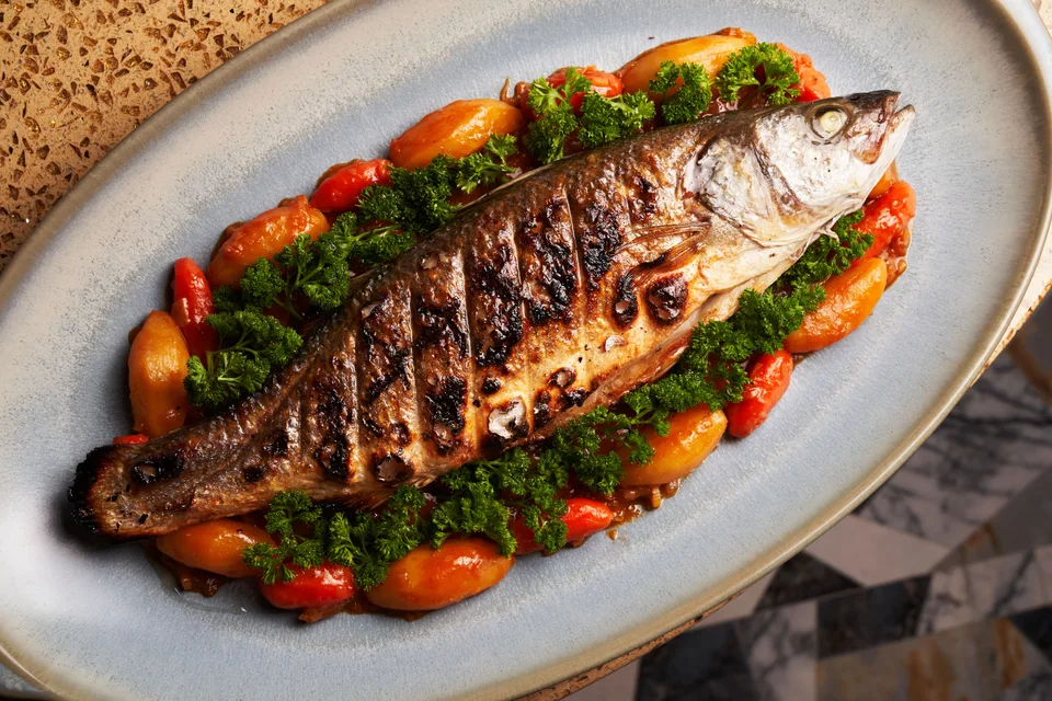 BookNoFees: Beispielfoto: Gegrillter Fisch