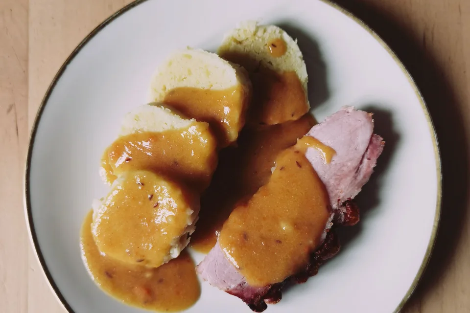 BookNoFees: Beispielfoto: Schweinebraten